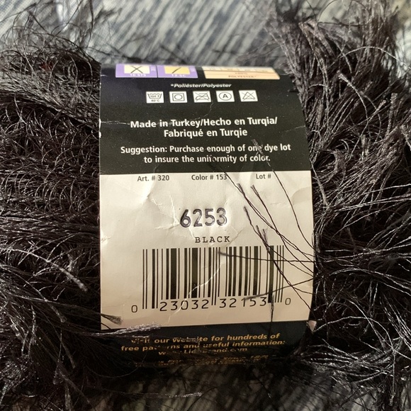 Lion brand Yarn Fun Fur - Picture 3 of 7